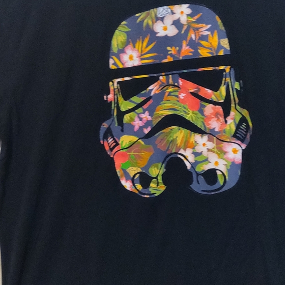 Disney Tropical Stormtrooper STAR WARS shirt 2XL NWOT  Black - Picture 4 of 6